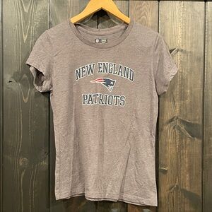 NFL Women's New England Patriots Gray Team Apparel Shirt